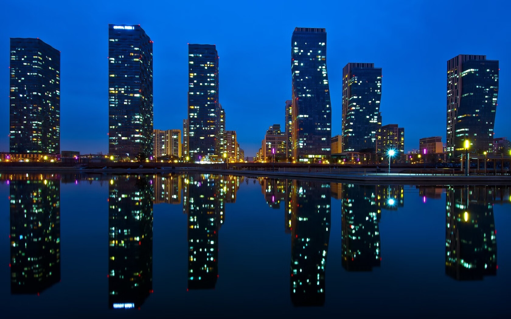 乐鱼官网优惠-跳水动作精准比利时稳步晋级,比利时跳水运动员